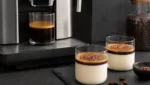 Espresso-Panna Cotta mit Kaffeevollautomat-Espresso